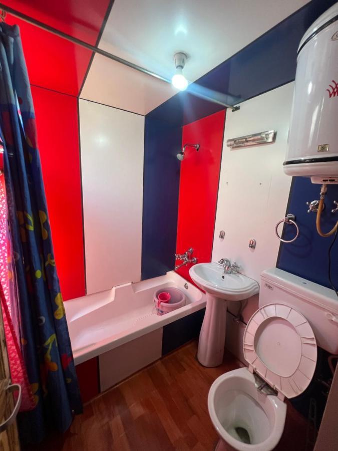 Aristotle Group Of Houseboats & Transportation Hotel Srīnagar Екстериор снимка